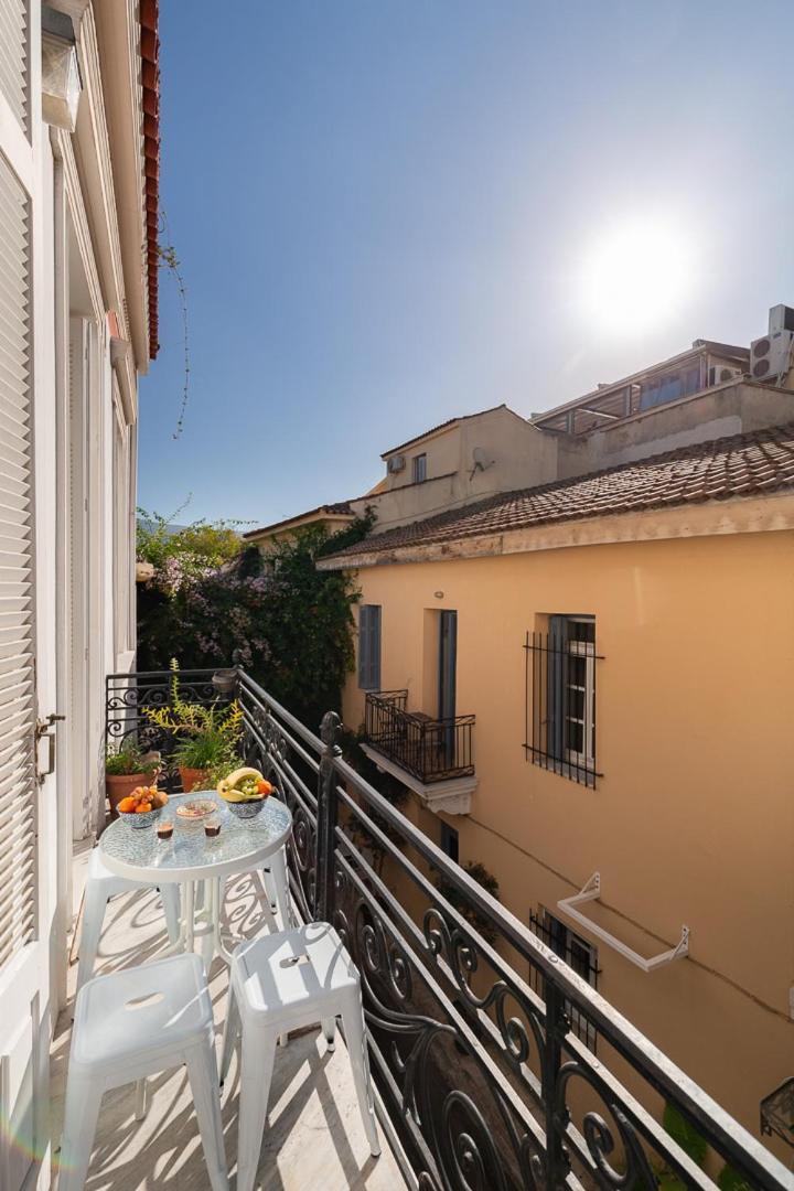 Athenian Getaway Villa In Plaka With Acropolis View By Athenian Homes Atenas Exterior foto